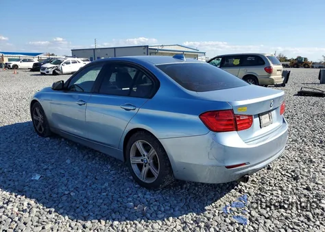 2013 BMW 320 I z USA, uszkodzony, nr VIN WBA3B1C52DF461849